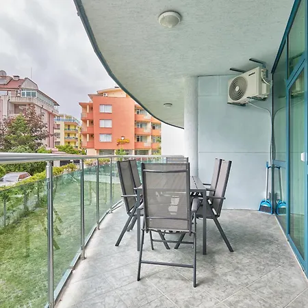 Apartment Paradise Primorsko